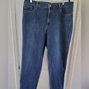 Gloria Vanderbilt Amanda Jeans Womens 18 Short Dark Wash Straight Leg Classic